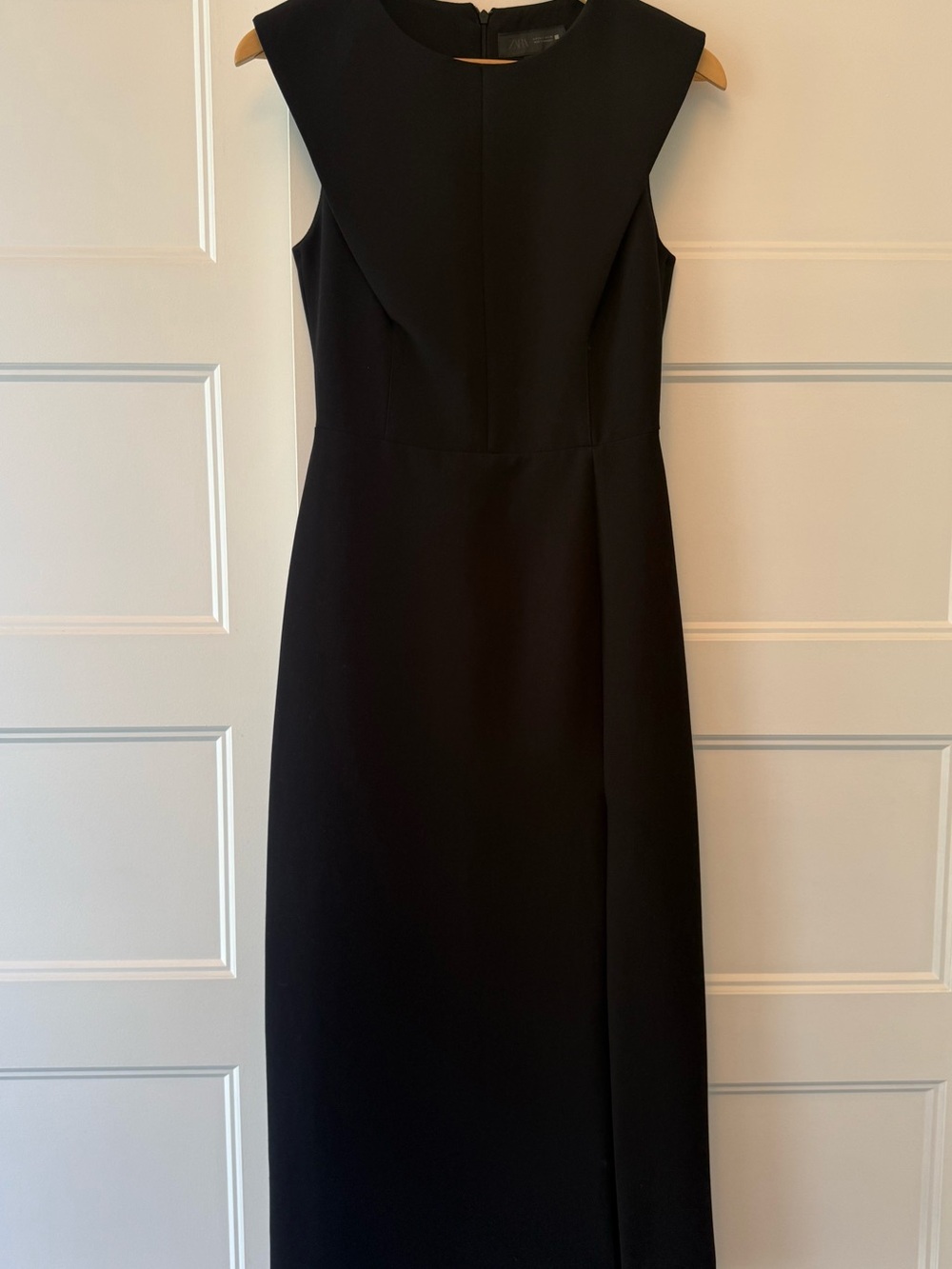 Zara Black Sleeveless Maxi Dress